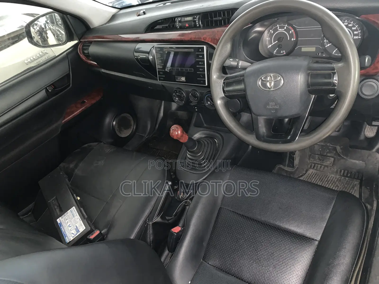 Toyota Hilux 2018 Silver