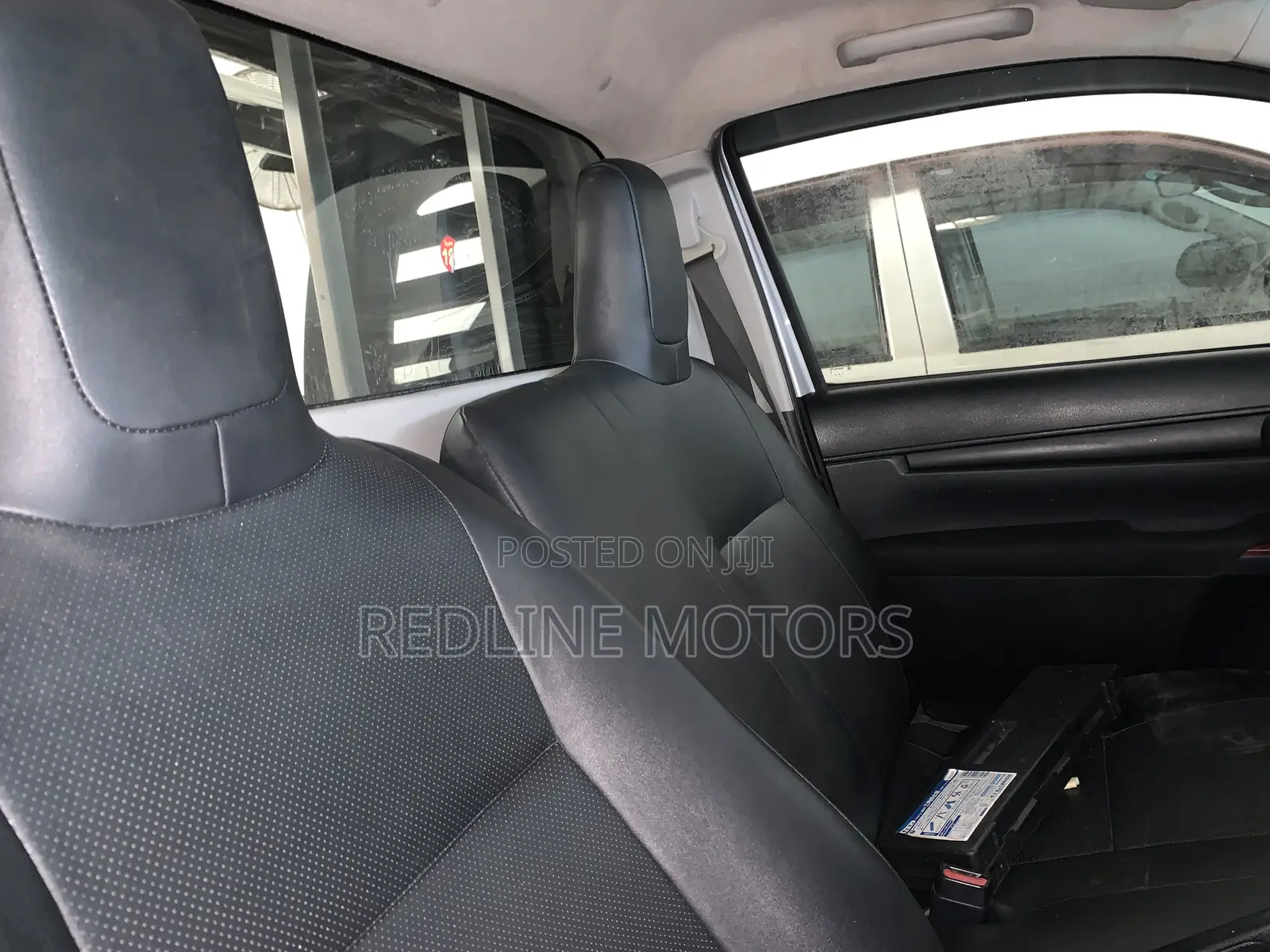Toyota Hilux 2018 Silver