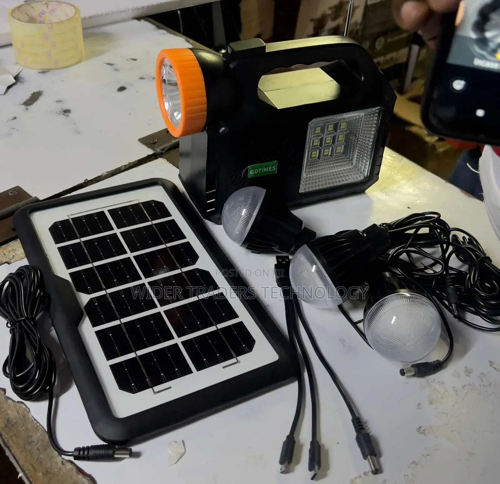 GD Camping  Solar Lamps With Spotlight 3 Lamp and Led