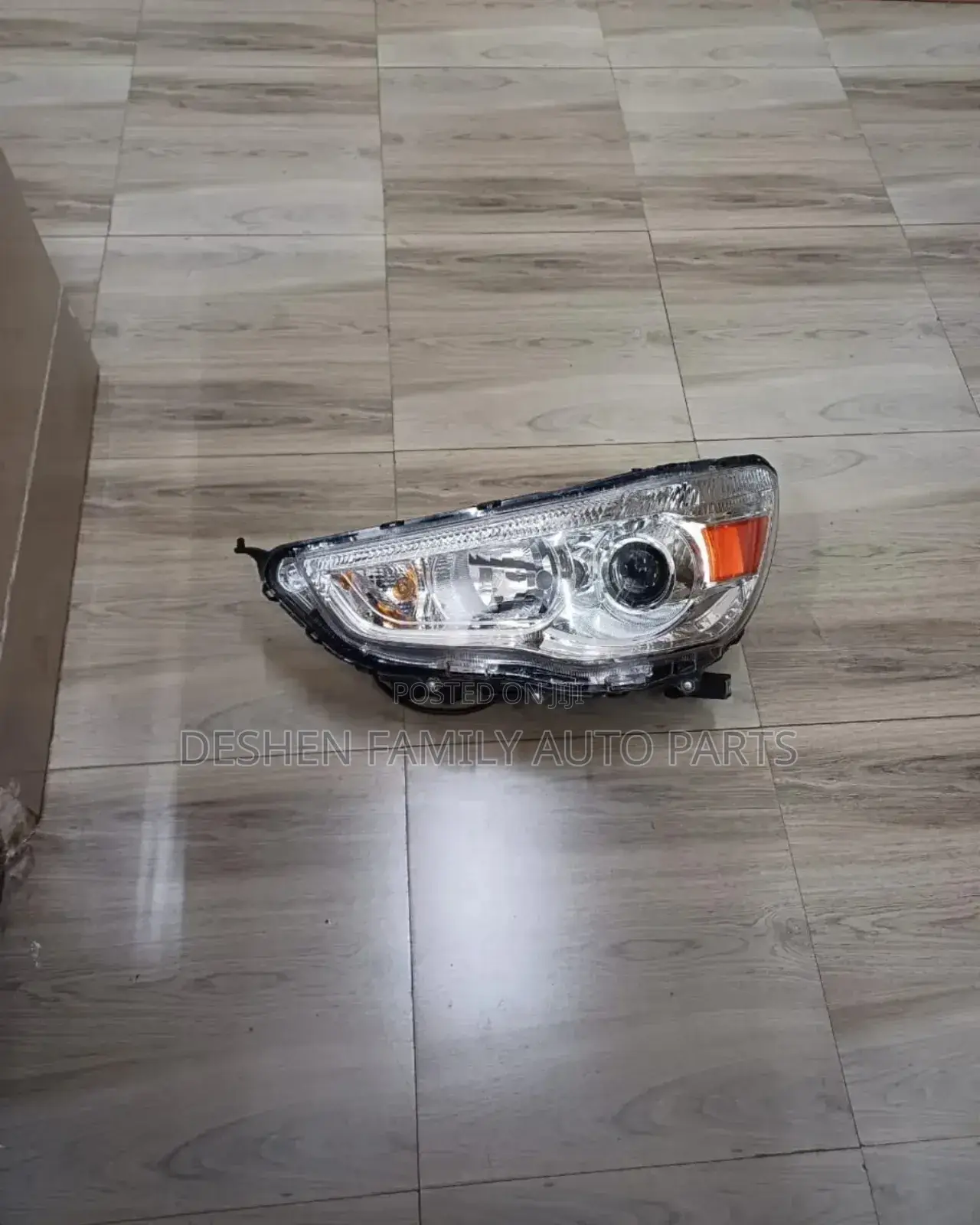 Mitsubishi RVR Headlight /Headlamp
