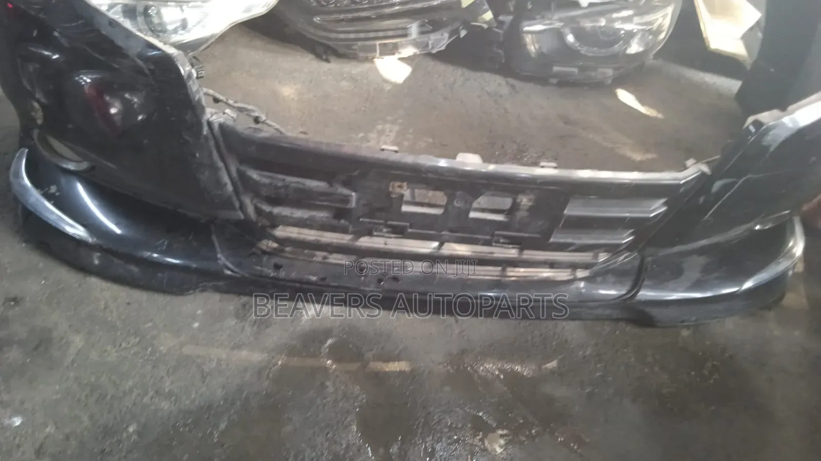 Noah 2015 Front Bumper