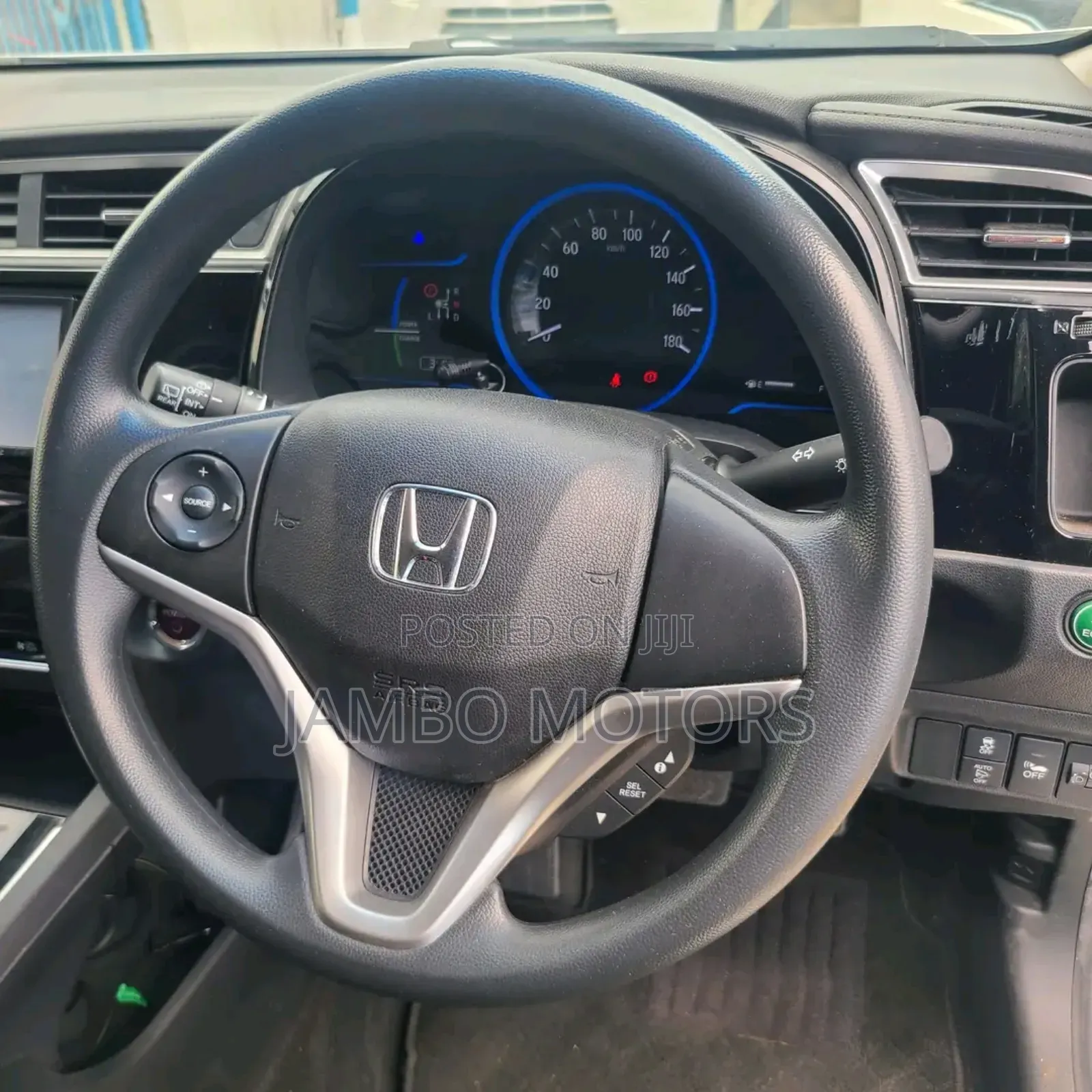 Honda Fit Shuttle 1.5 Hybrid 2WD 2018 White