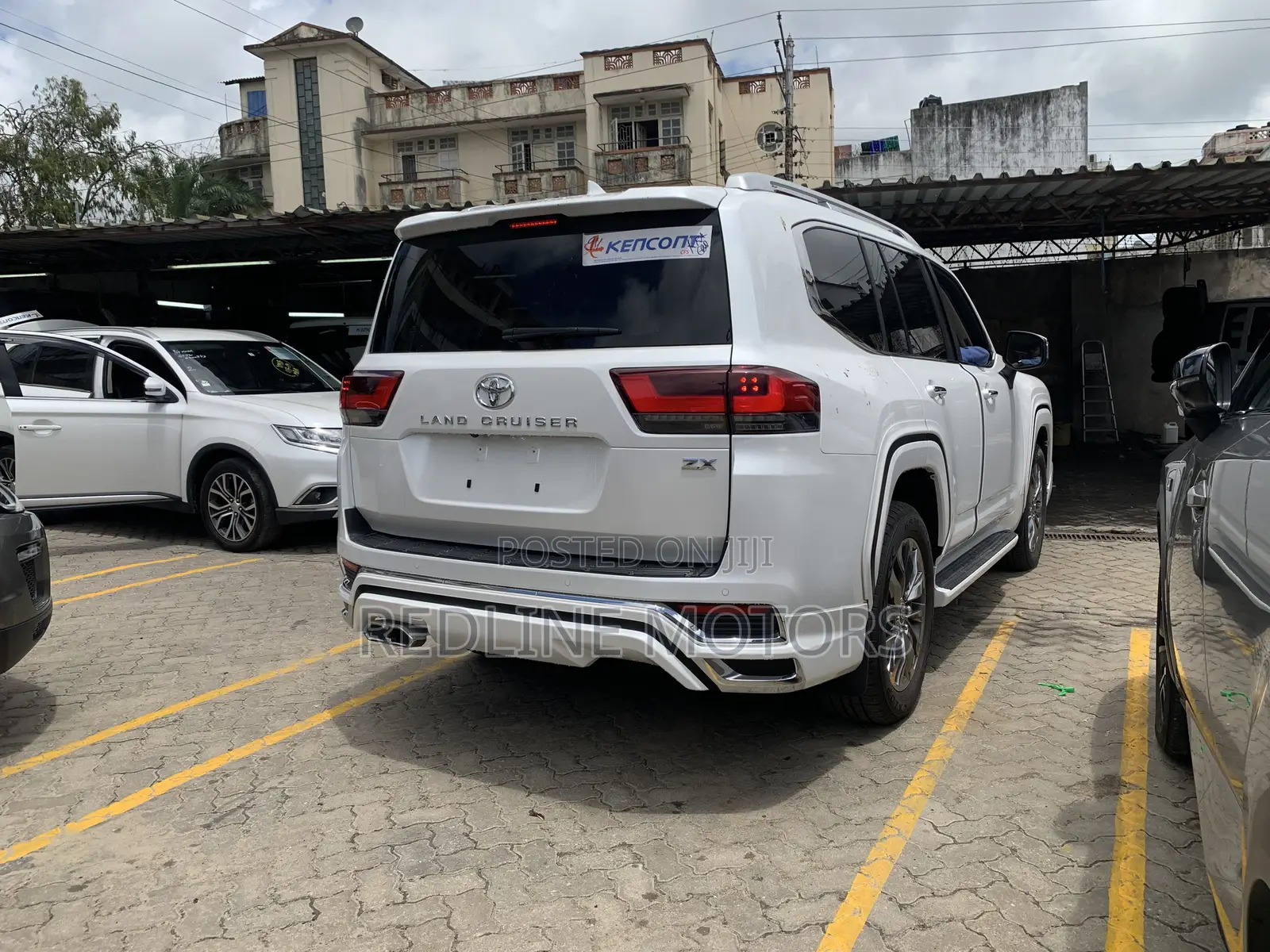 Toyota Land Cruiser 3.5 Petrol 4WD 2022 Pearl
