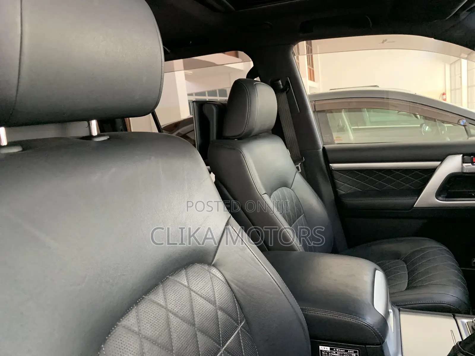 Toyota Land Cruiser 4.6 V8 ZX 2017 Matt Black