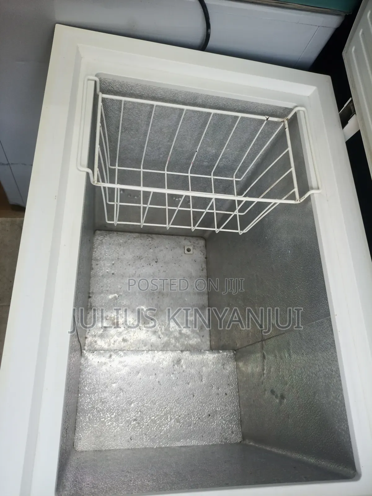 Medium Size Freezer 3feet