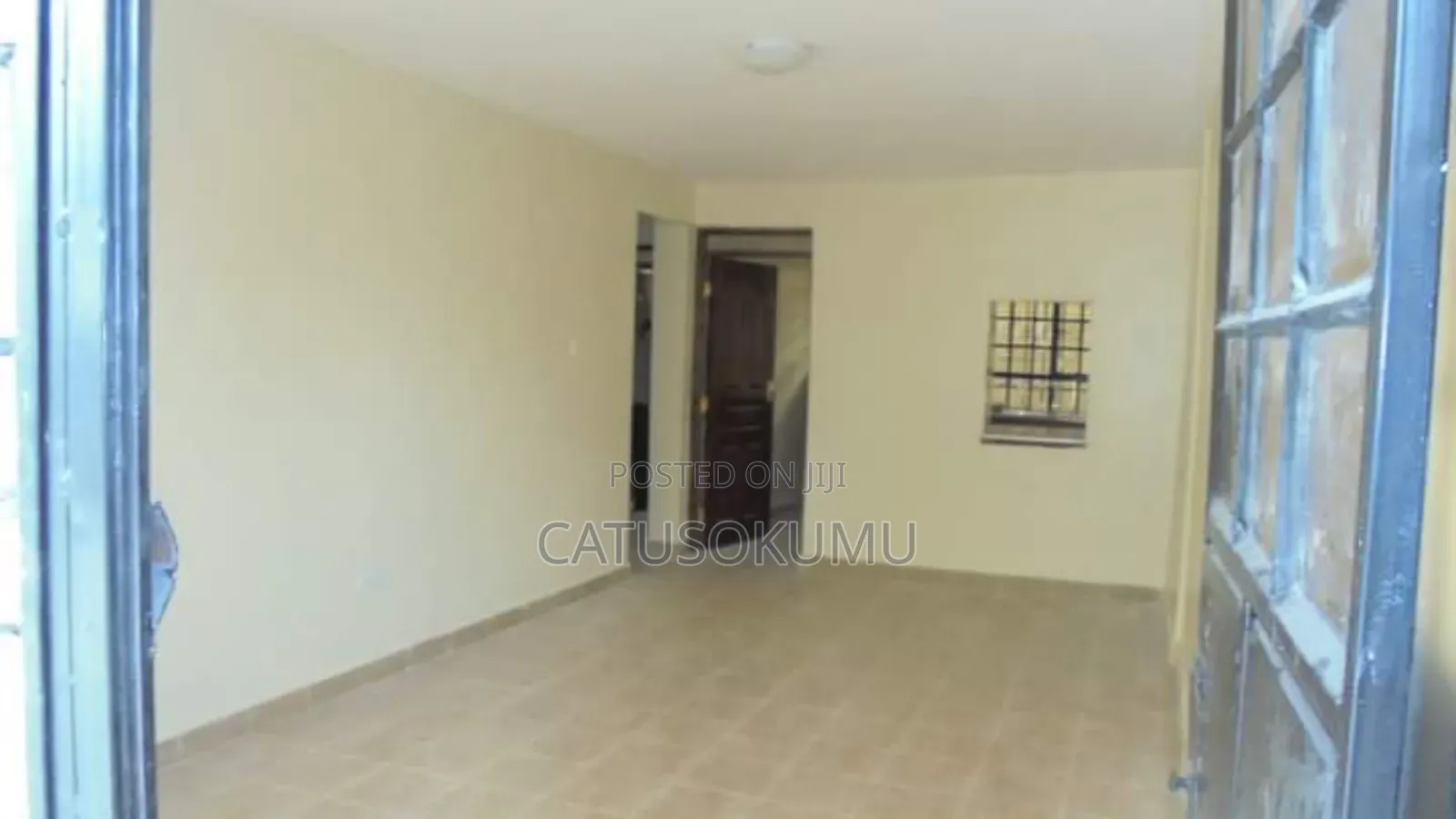 Mini Flat in Gateway Mall Area for rent
