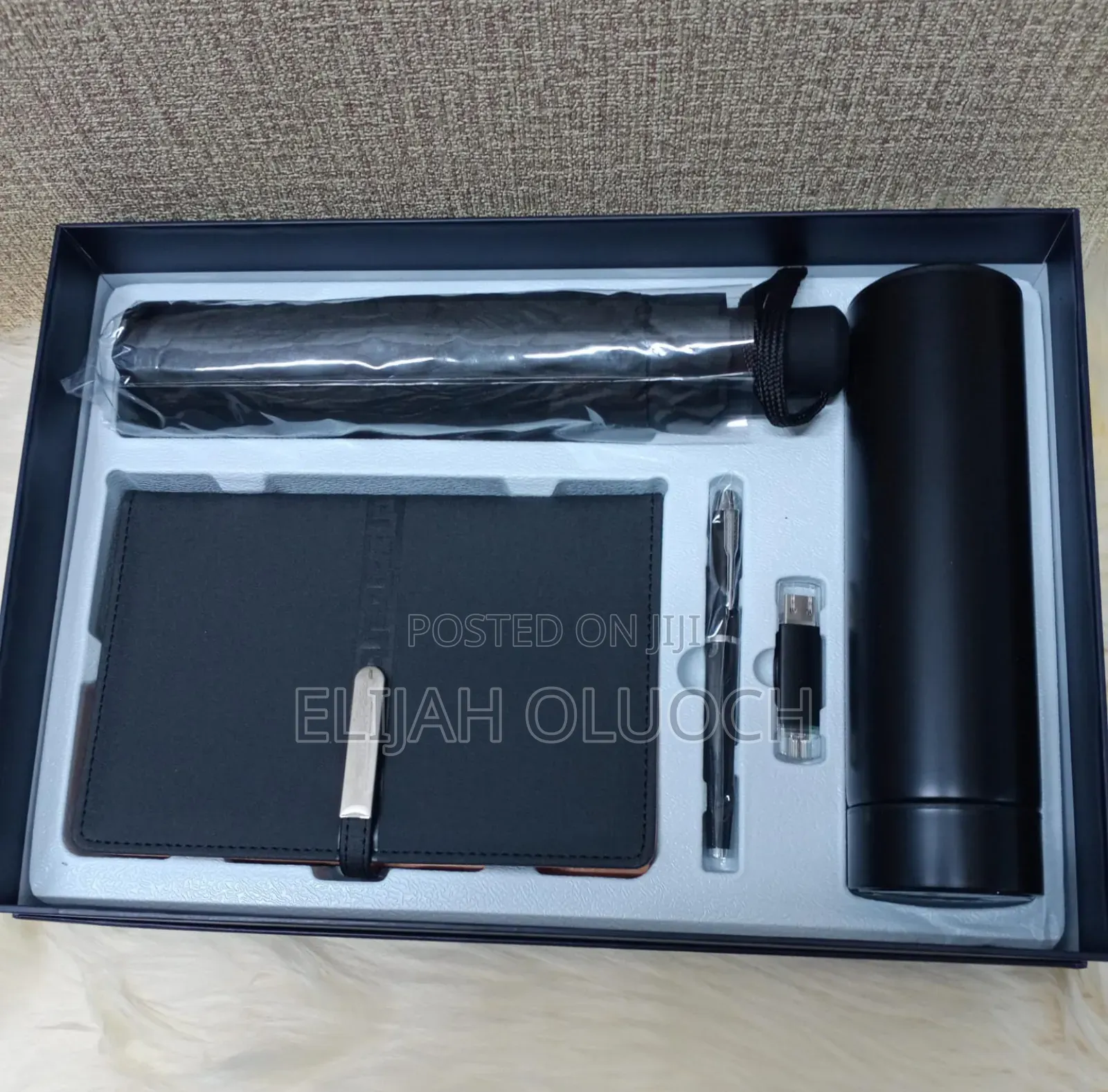 *5 in 1 Corporate Luxurious Gift Pack*