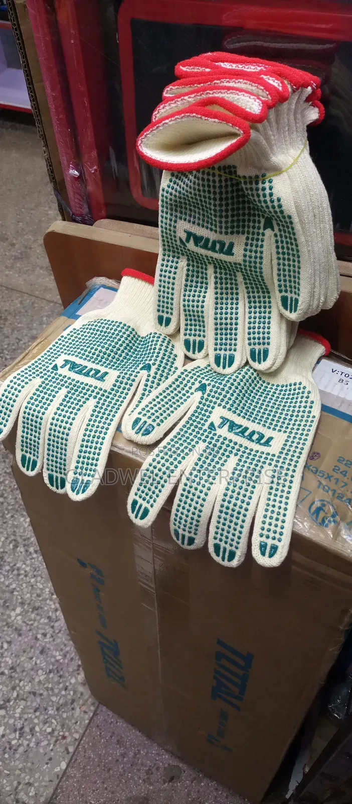 Hand Groves