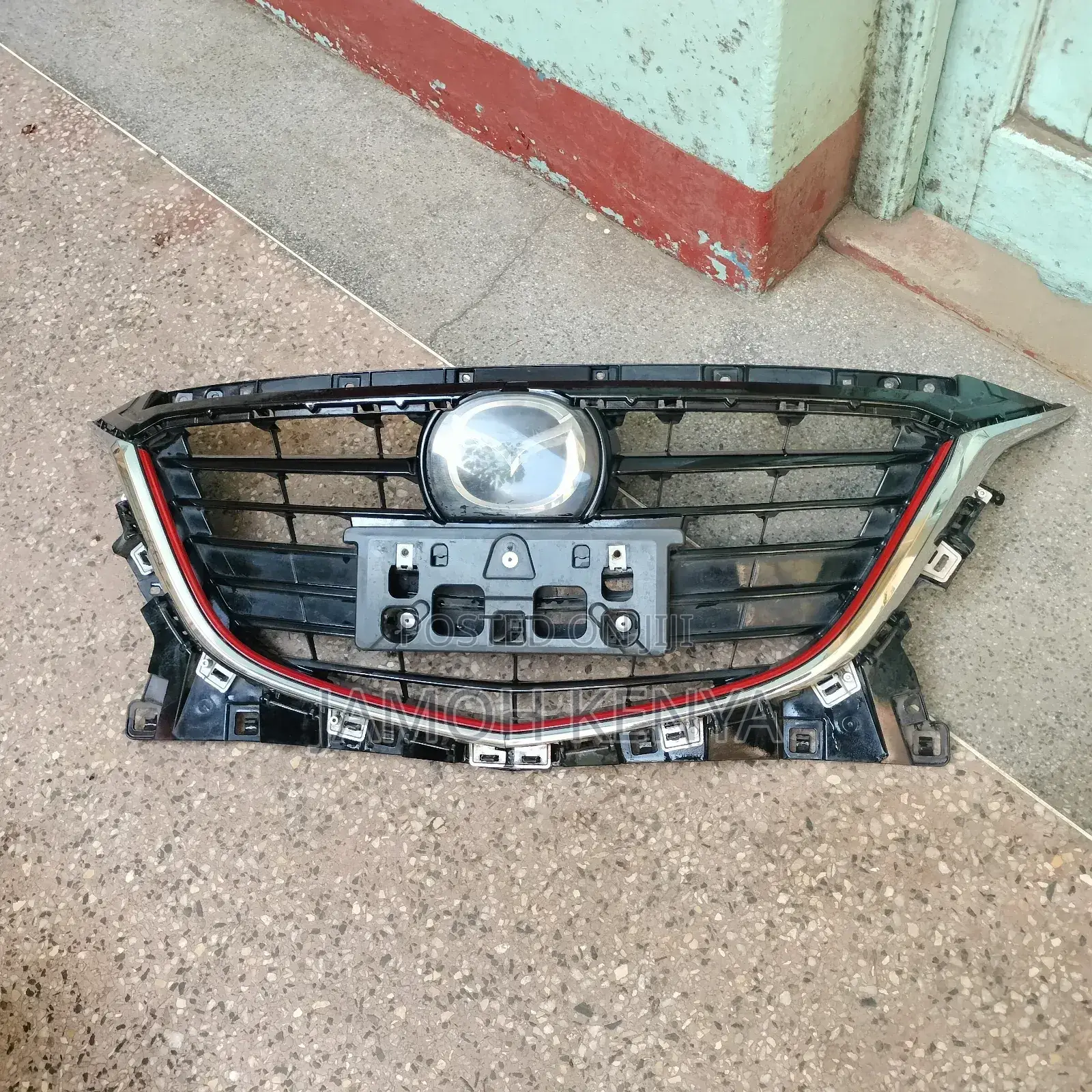 Mazda Axela 2014 Grill