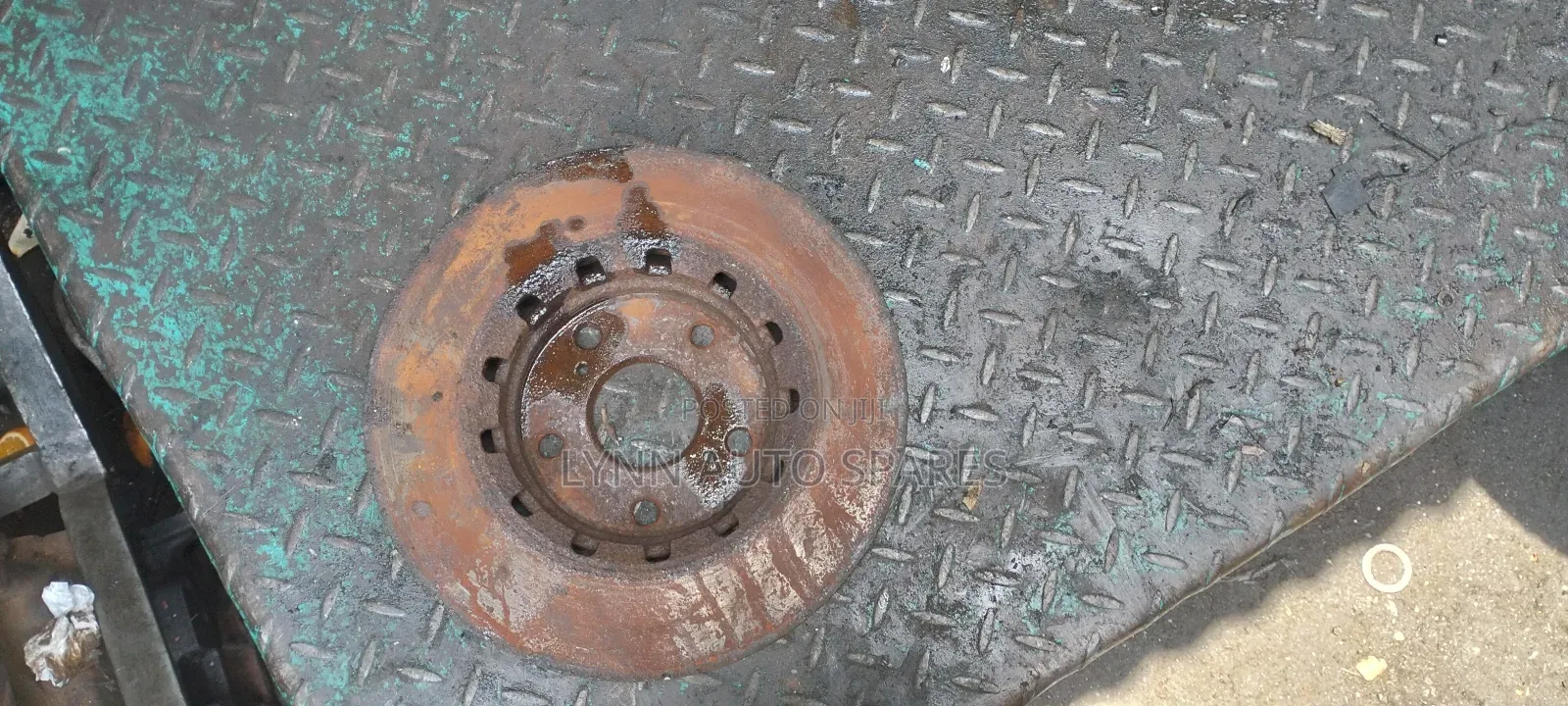 Toyota Vellfire Disc