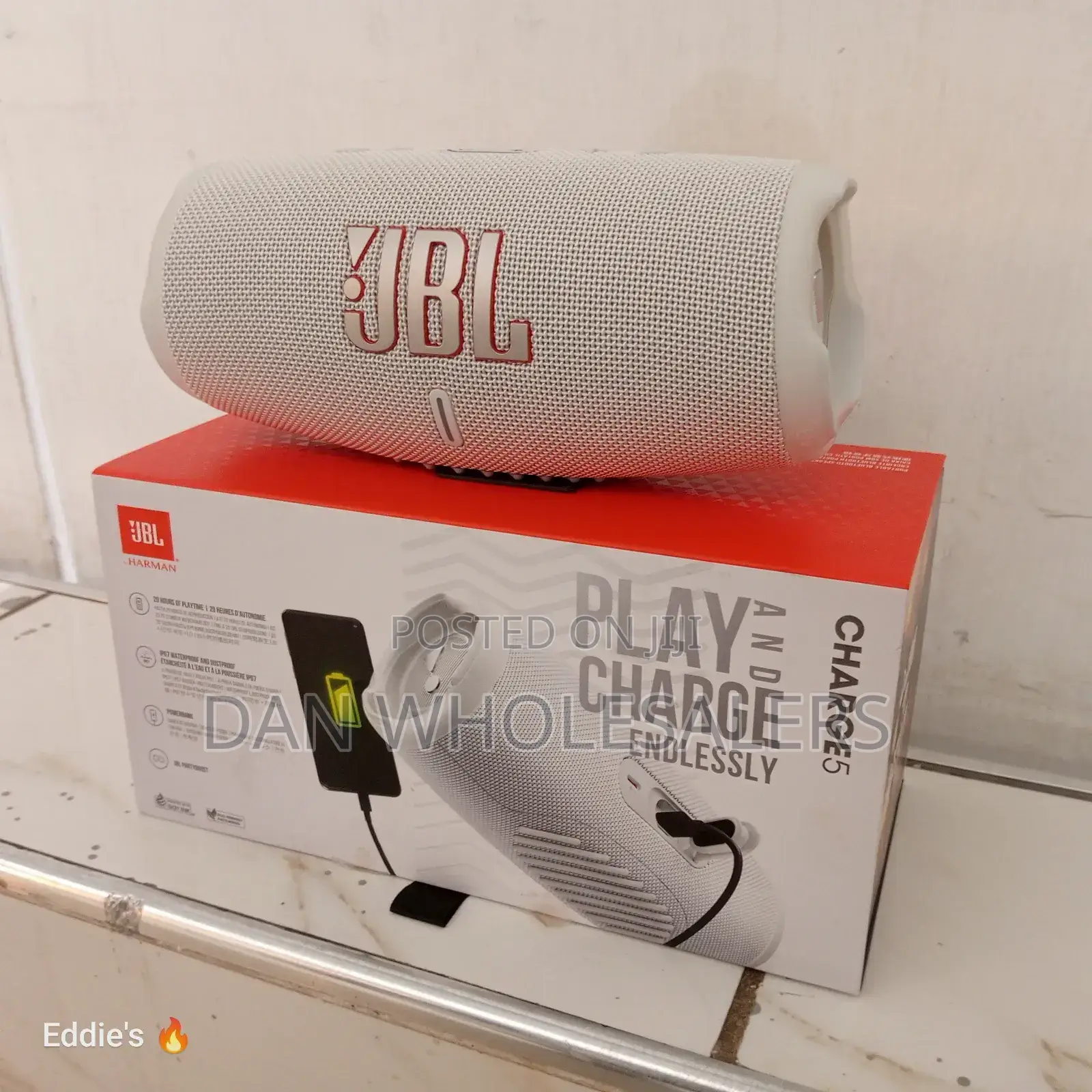 JBL Charge 5 Deep Bass