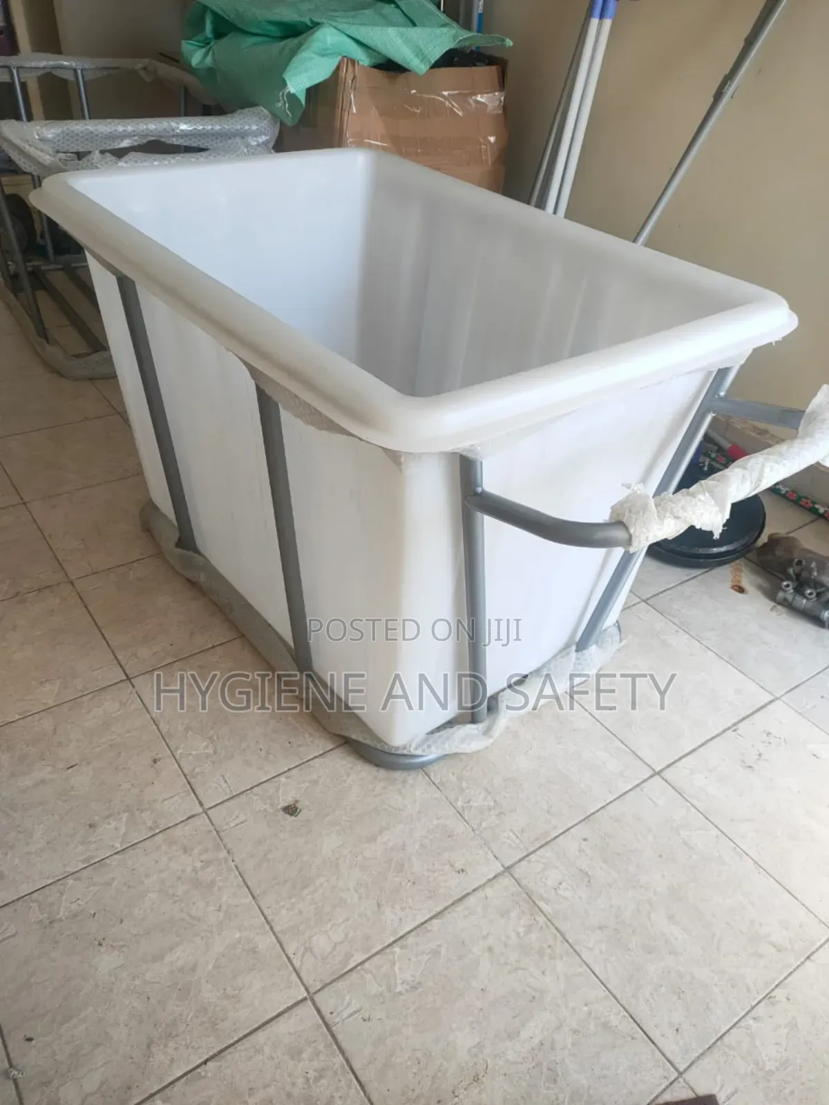 Laundry Trolley Wet