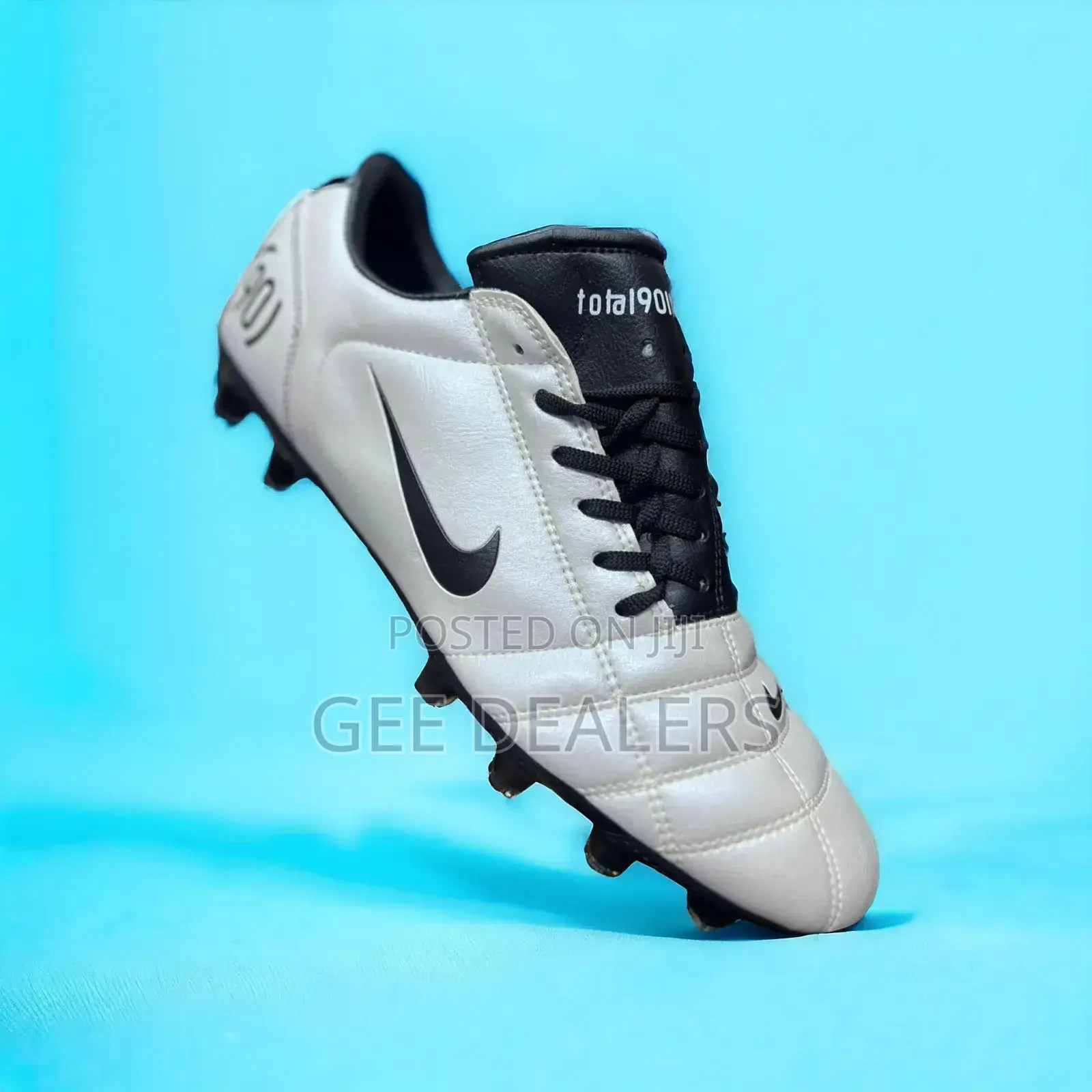 Nike T90 Soccer Boots >Total 90 Football Boots Size 40-45