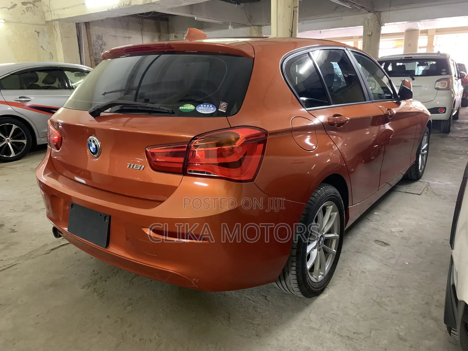 BMW 118i 2016 Orange