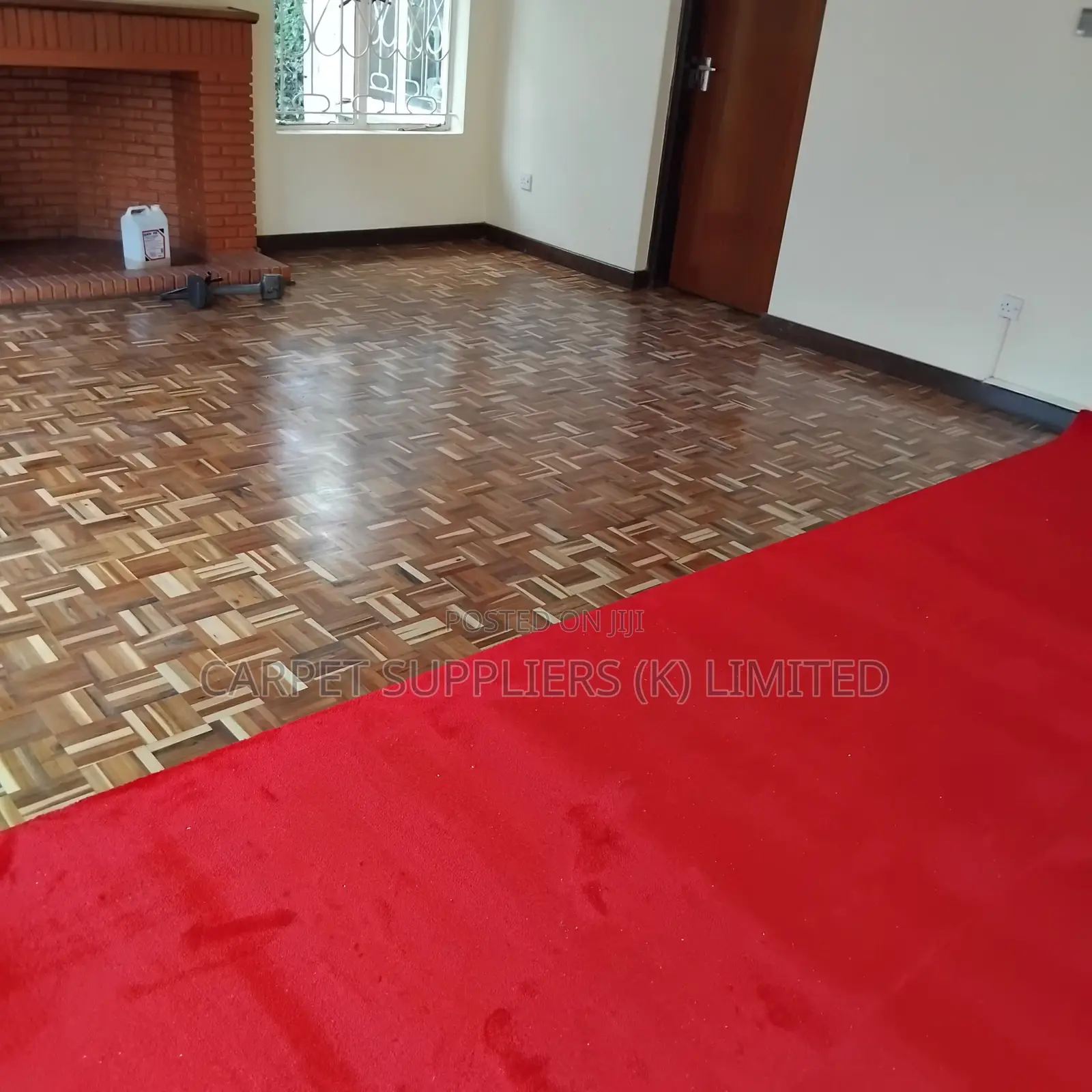 Redcarpet(Sitting Room )
