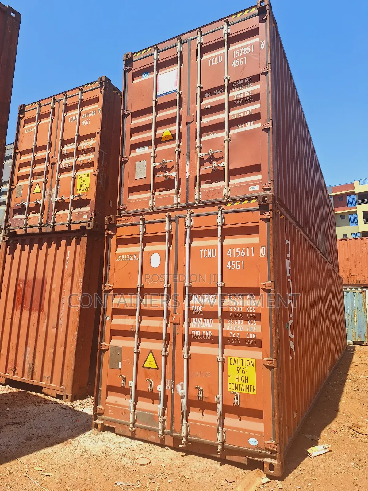 40ft Durable Shipping Containers for Sale-Ideal for Storage.