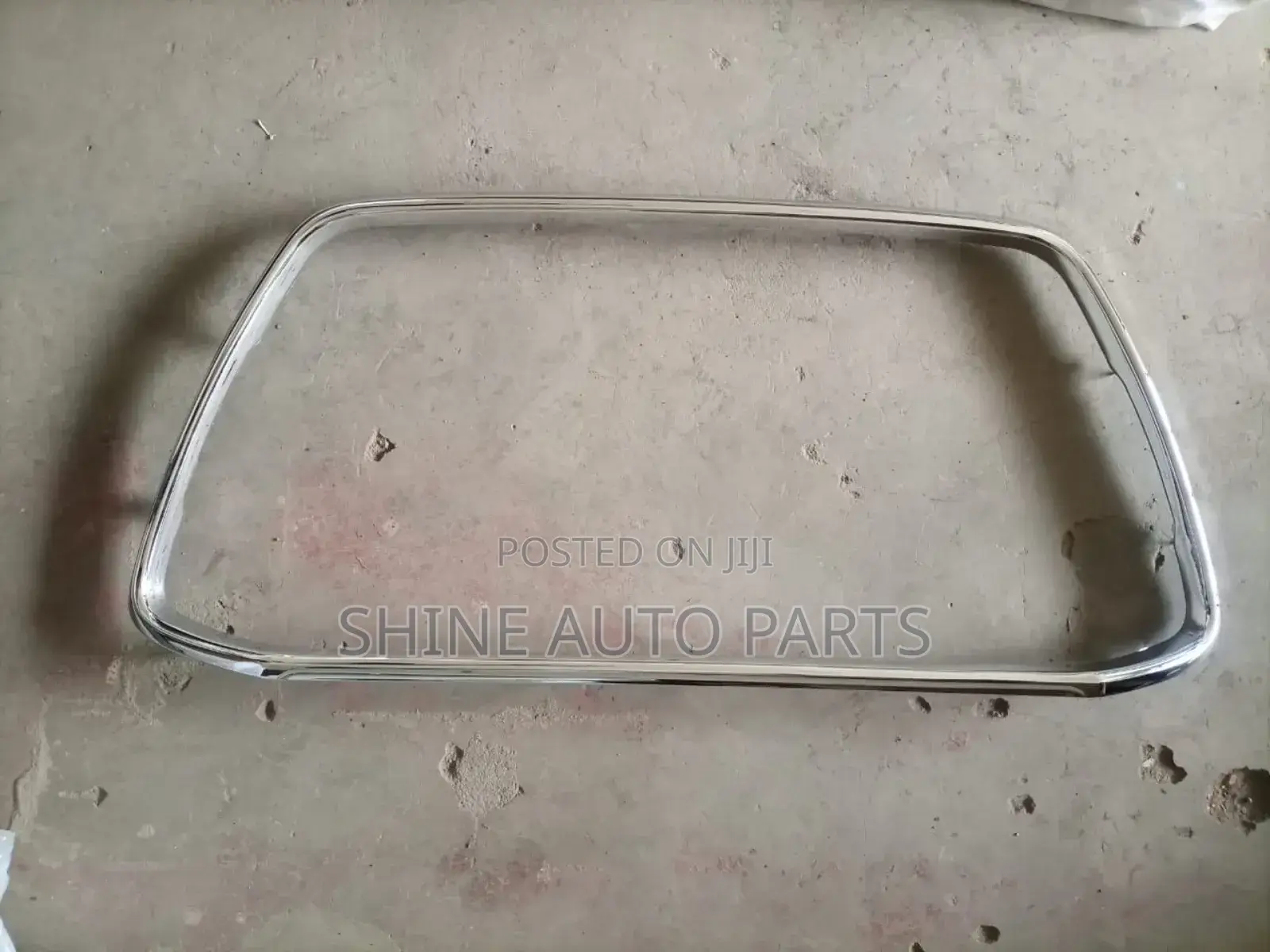 Mitsubishi RVR 2015 Grill Molding/Chrome