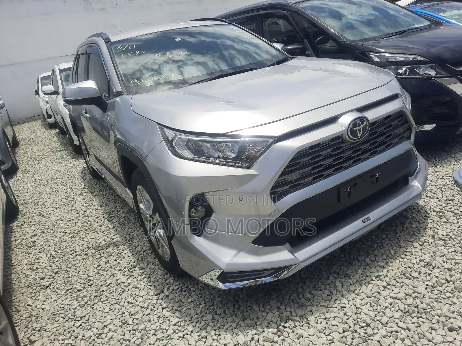 Toyota RAV4 LE AWD 2019 Silver