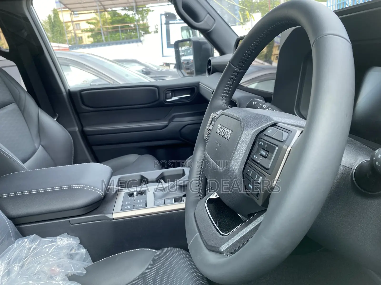 Toyota Land Cruiser Prado 2024 White