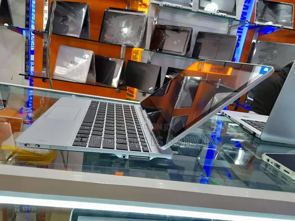 Laptop HP EliteBook Revolve 810 G3 Tablet 8GB Intel Core I7 SSD 256GB