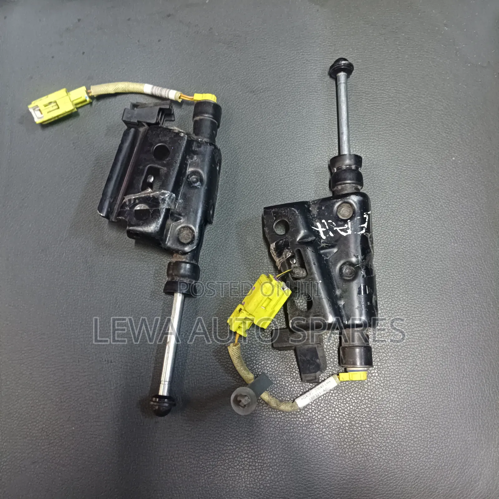 Bonet Shock Toyota Crown