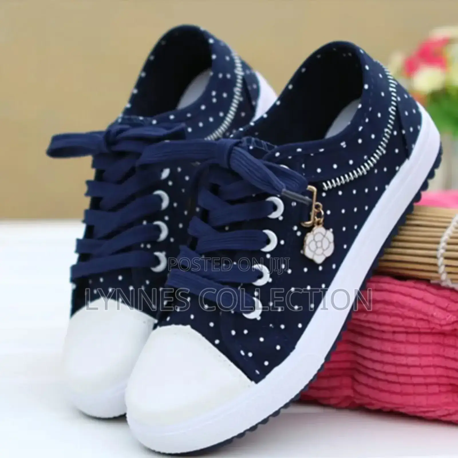 Ladies Dotted Rubbers, Poka Dots