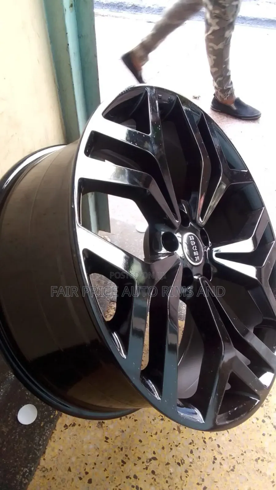 Sports Rims Namba Ishirini Na Mbili