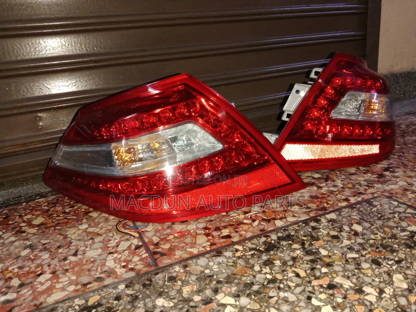Nissan Teana Back/Tail Lights