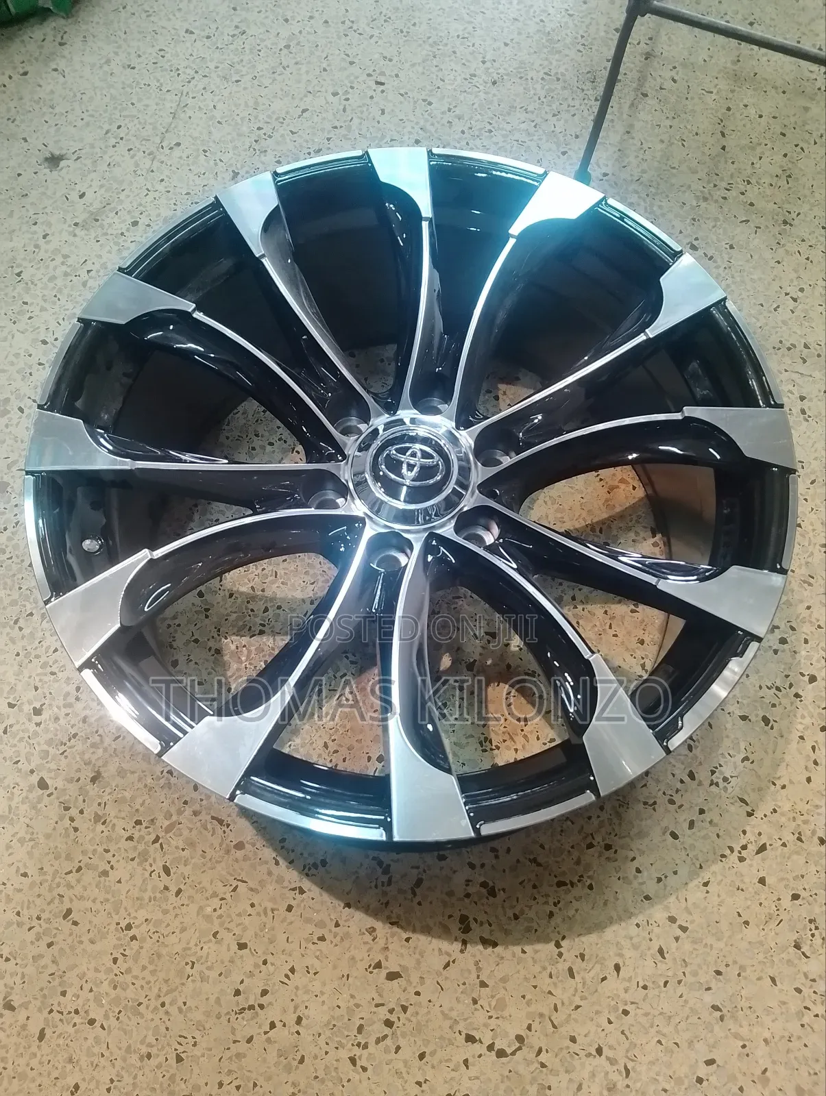 Size 20 for Landcruiser V8 Rims