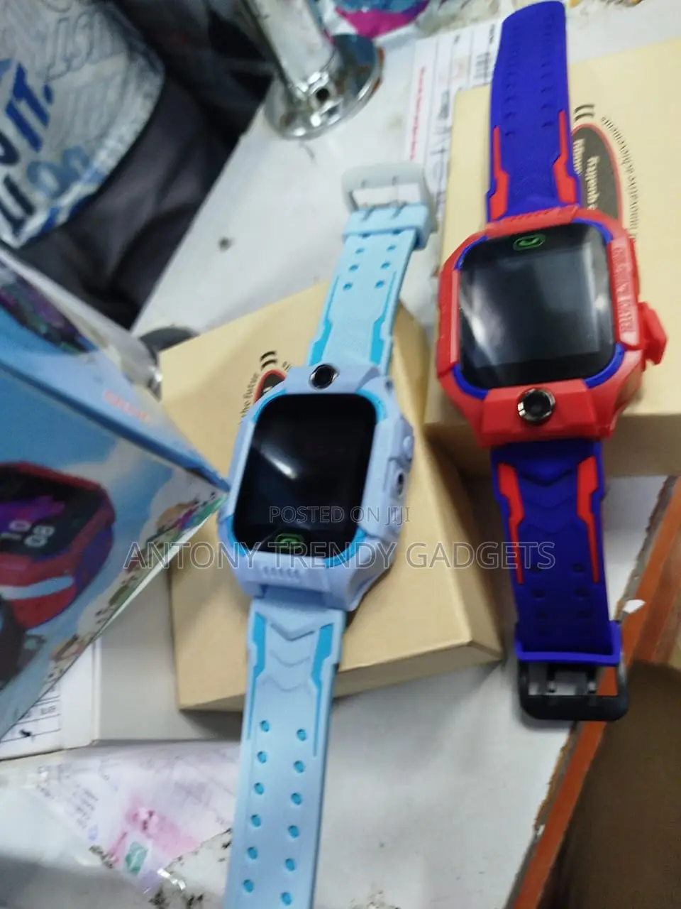 Smartwatch for Kids With Emergency SOS and Photo Capabilitie