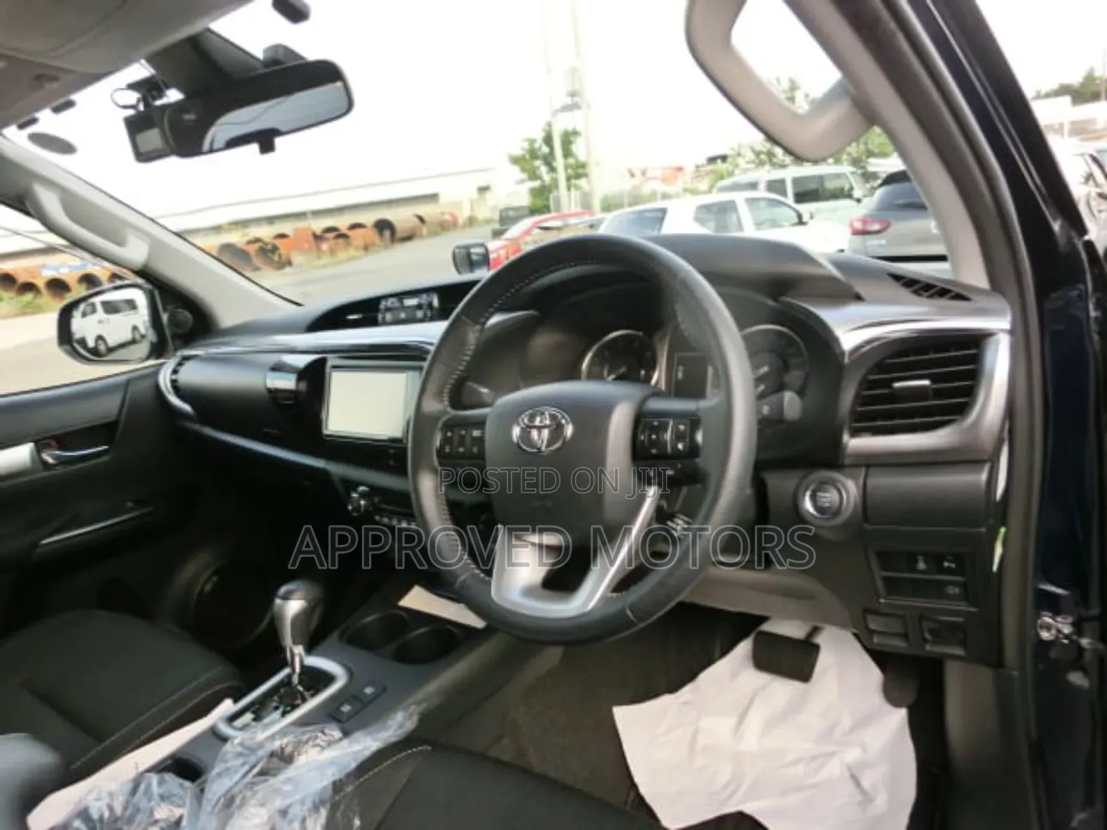 Toyota Hilux 2021 Black
