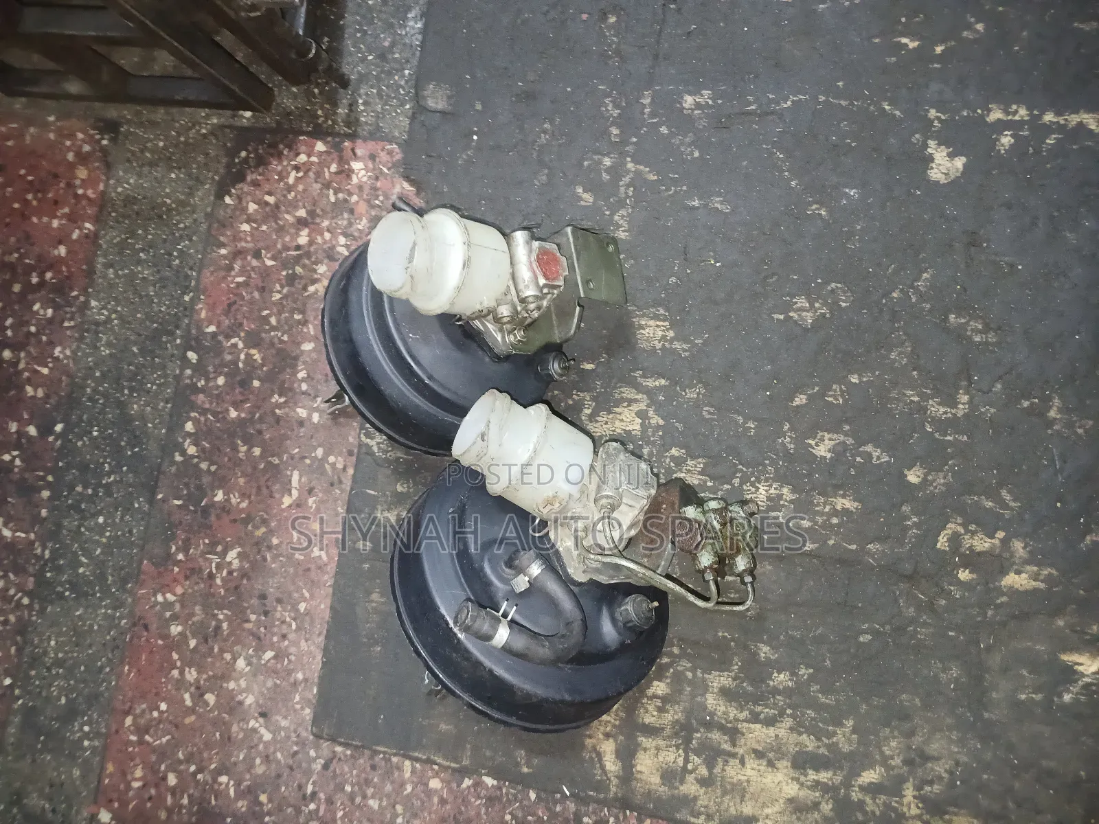 Isuzu Trooper Brake Booster and Master Cylinder Complete