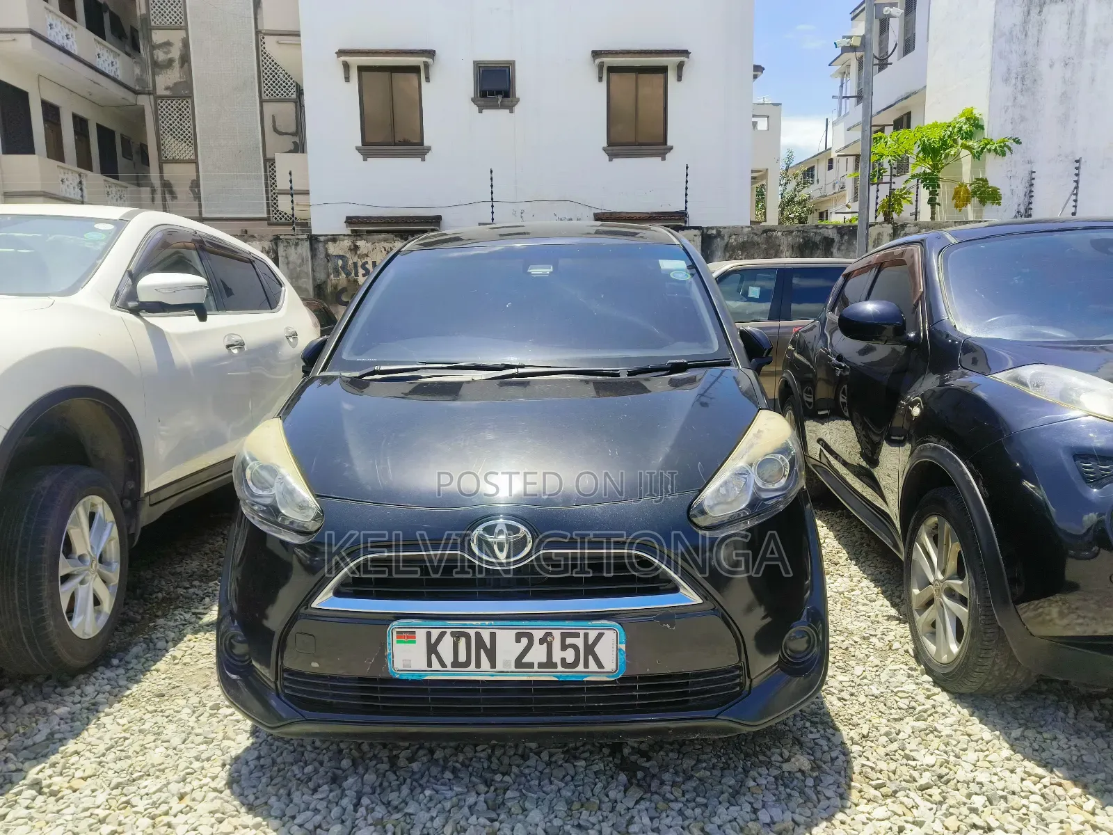 Toyota Sienta 2016 Black