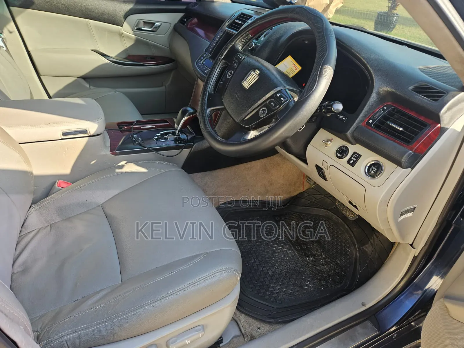 Toyota Crown 2011 Blue