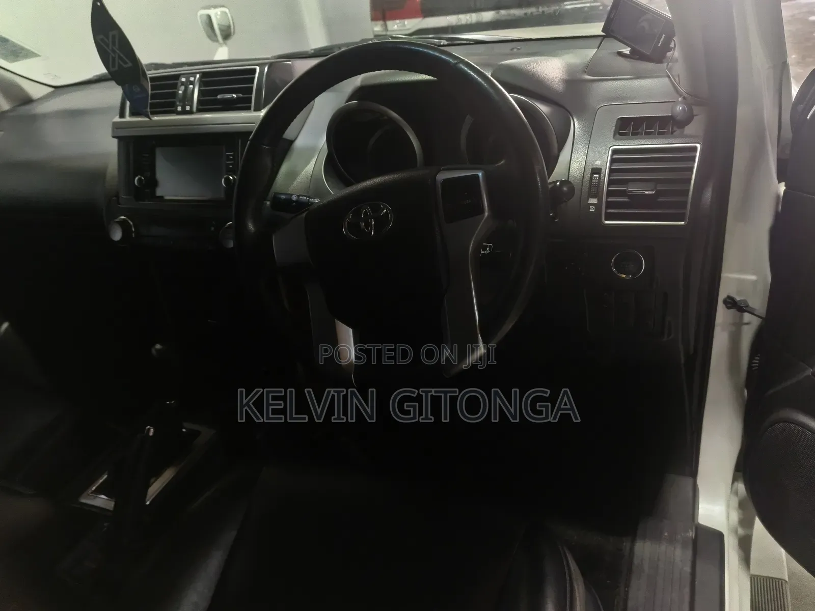 Toyota Land Cruiser Prado 2016 White