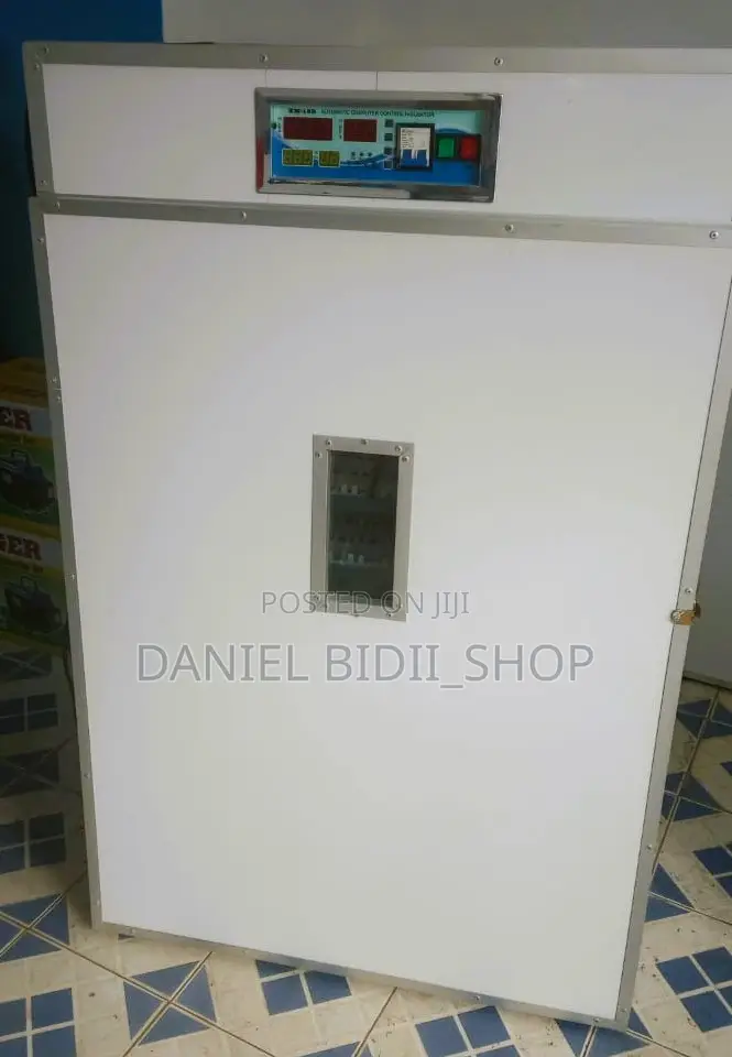 Fully Automatic Ac/Dc Incubator 1232 Eggs Capacity