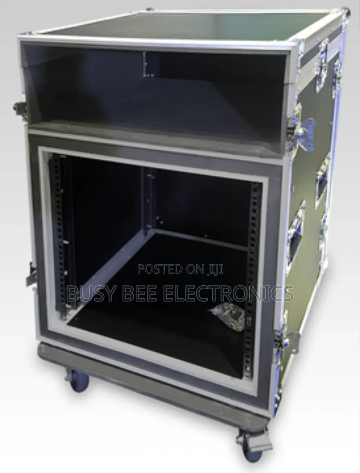 10u Shockproof 19" Road Case With Mixer Bay