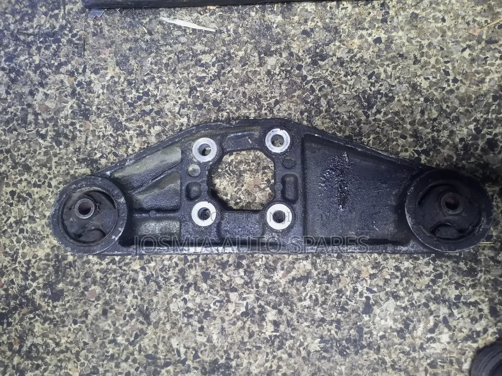 Fielder Diff Mount