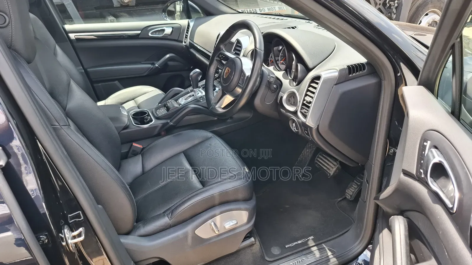 Porsche Cayenne Diesel AWD 2016 Black
