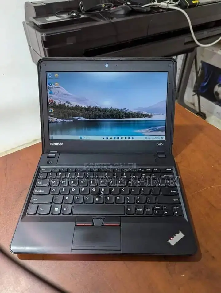 Laptop Lenovo Yoga 11e 4GB Intel Core I5 SSD 128GB
