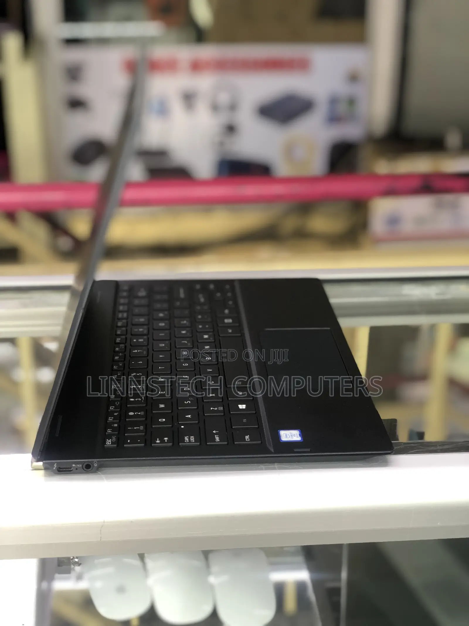 Laptop Toshiba Portege X20W 16GB Intel Core I7 SSD 512GB
