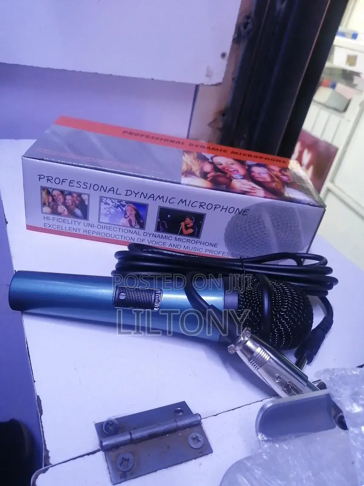 Professional Dynamic Microphone