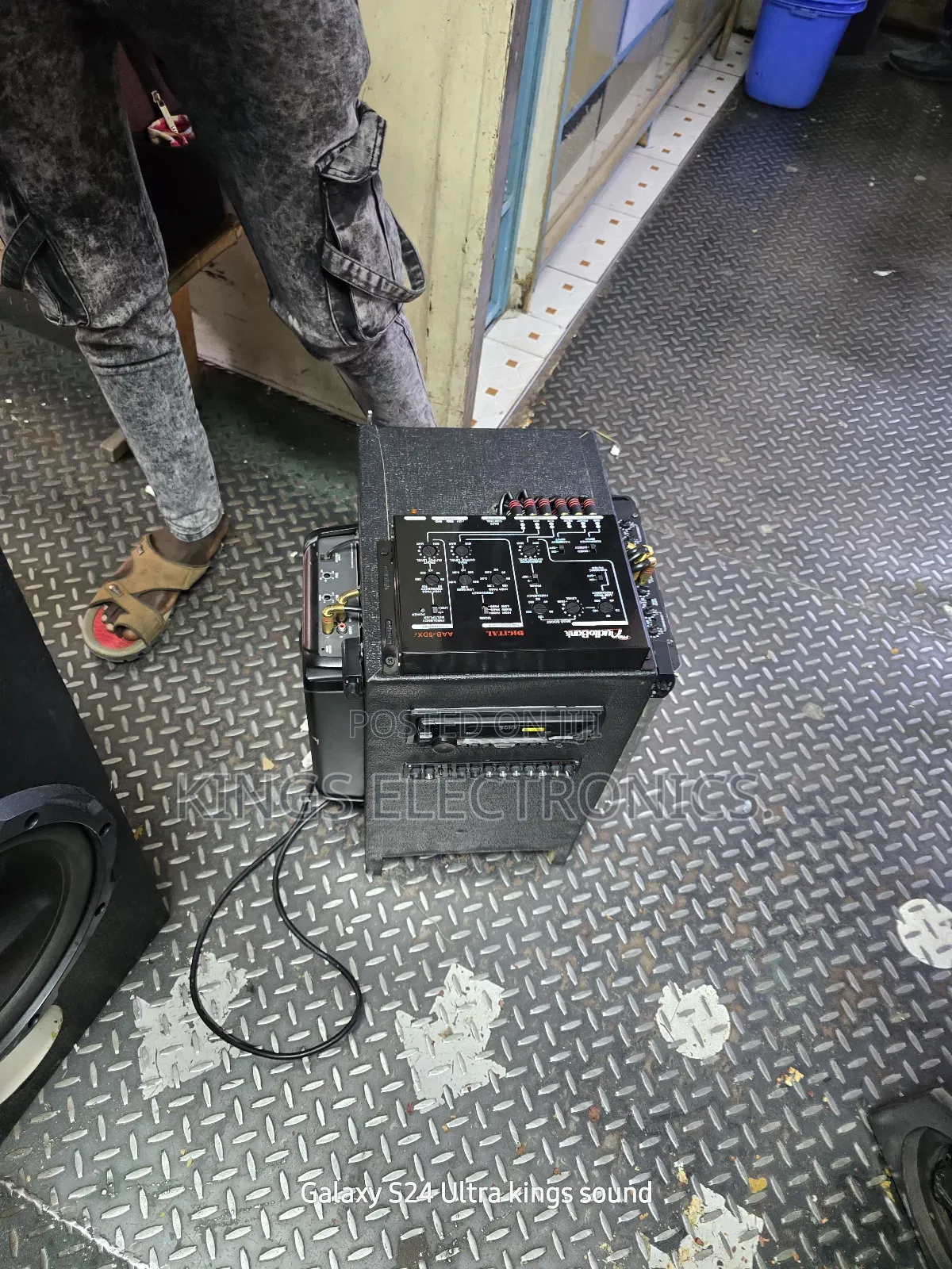 Pioneer Monoblock Head Unit Sytem