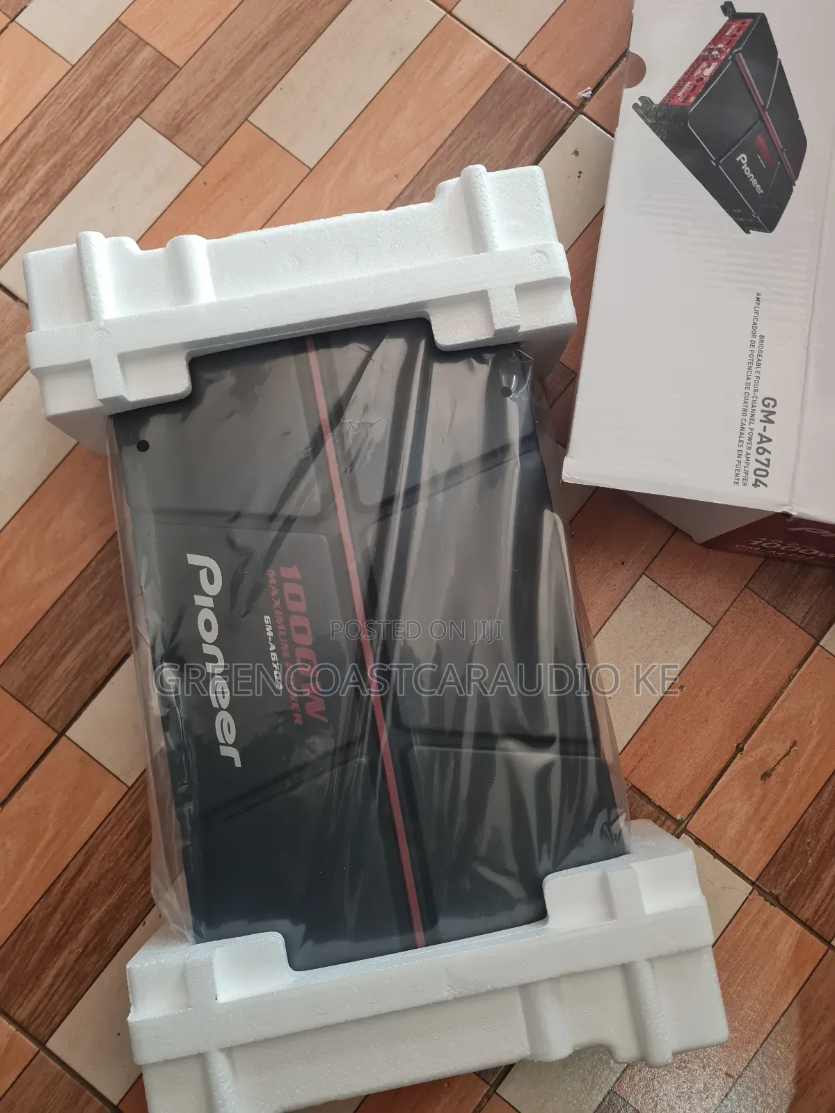 Pioneer Gm 6704 Amplifier, 1000 Watts