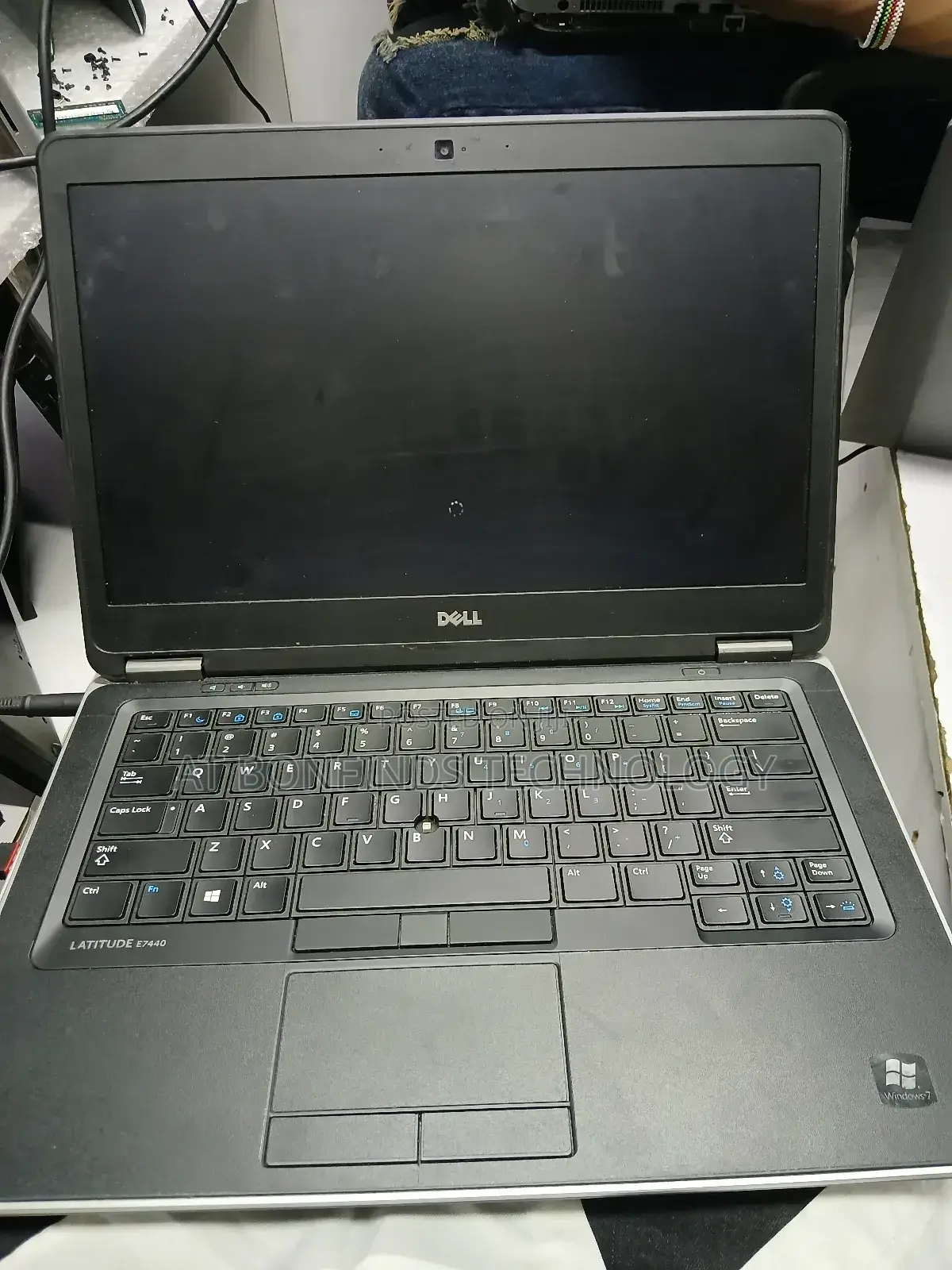 Laptop Dell Latitude 7440 8GB Intel Core I5 SSD 256GB
