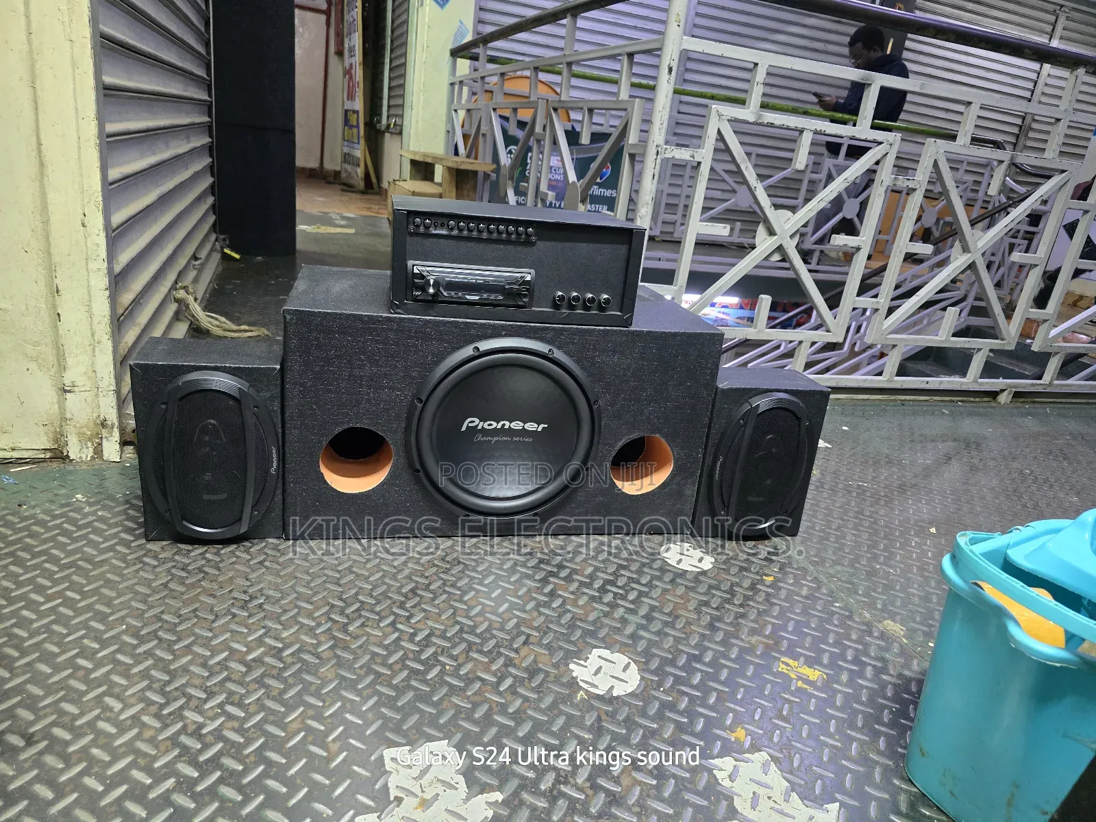 Starndard Home Sytem With Car Radio