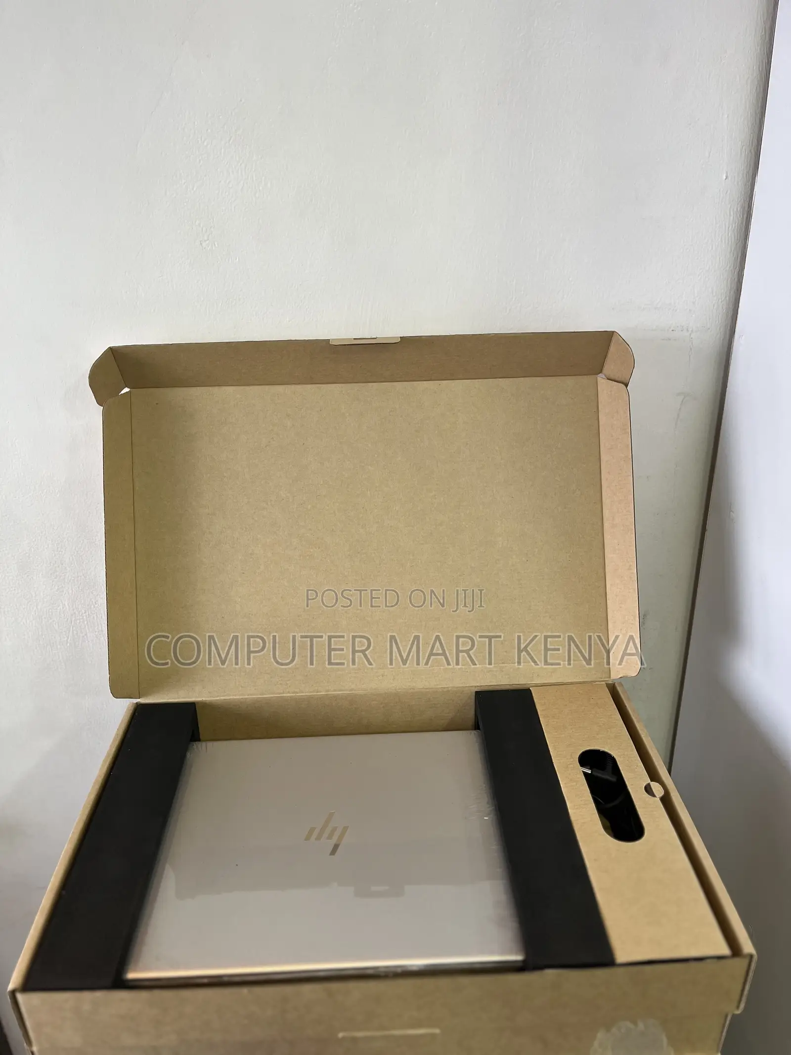 New Laptop HP EliteBook 830 G6 8GB Intel Core I5 SSD 256GB