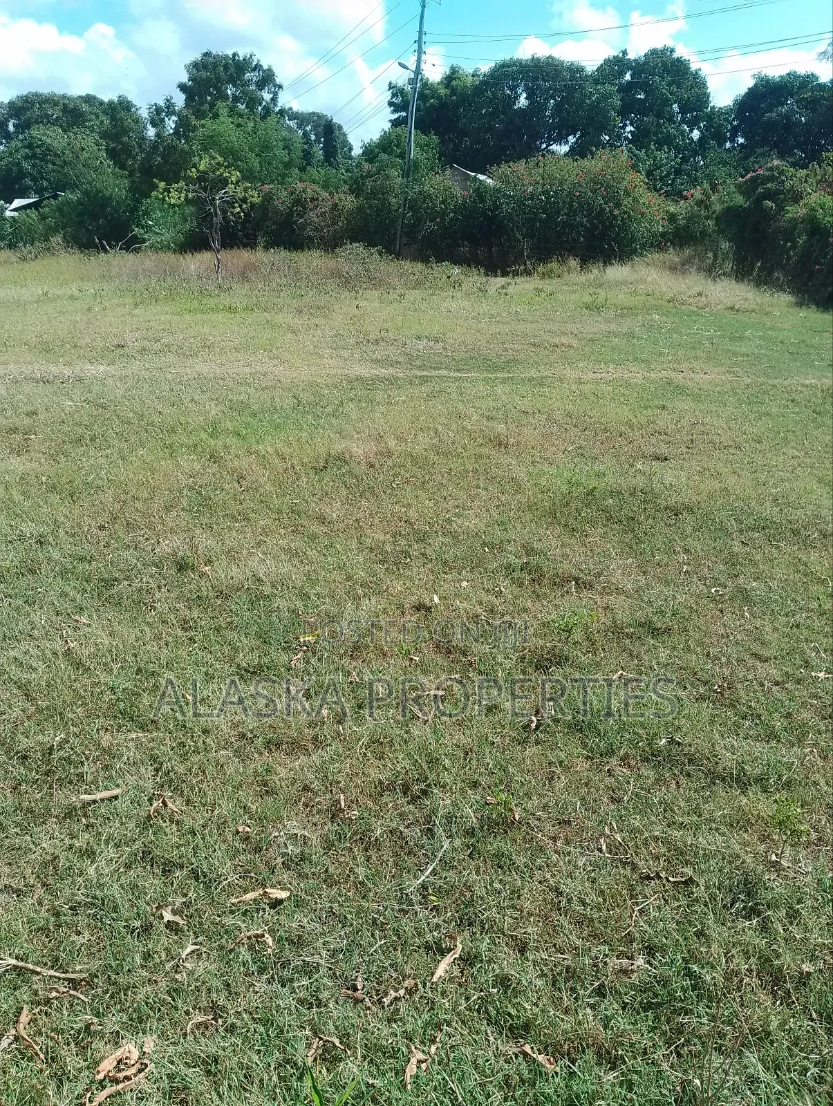 1/8 Acre Plot for Sale in Utange