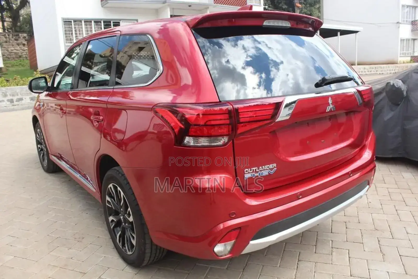 Mitsubishi Outlander 2.0 PHEV AWD 2017 Red