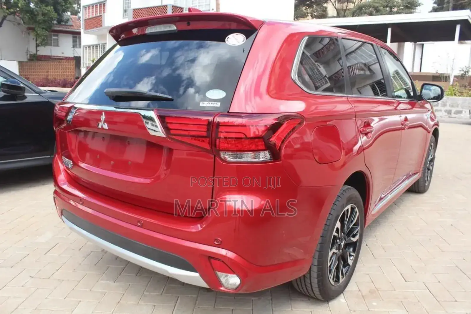Mitsubishi Outlander 2.0 PHEV AWD 2017 Red